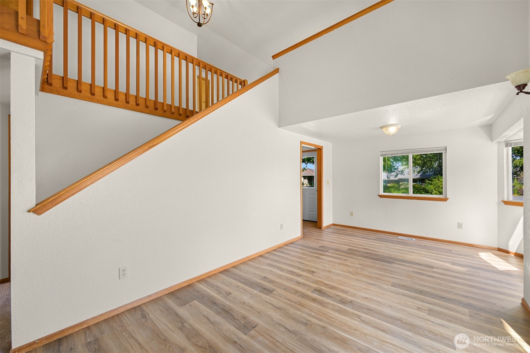 8141 Comox Road Property Photo 12