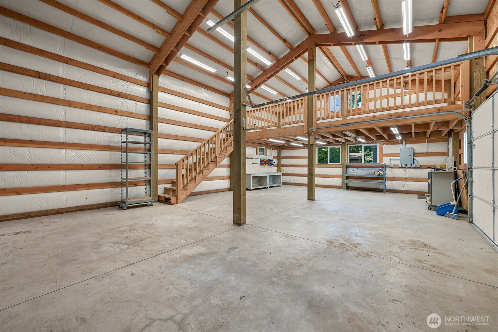 8141 Comox Road Property Photo 24