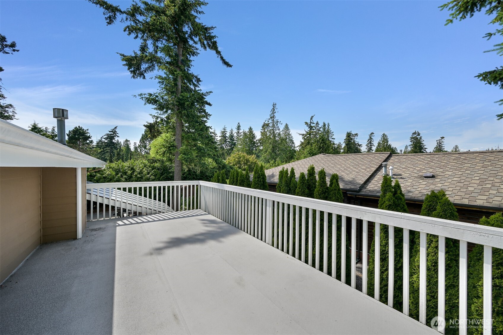 8141 Comox Road Property Photo 31