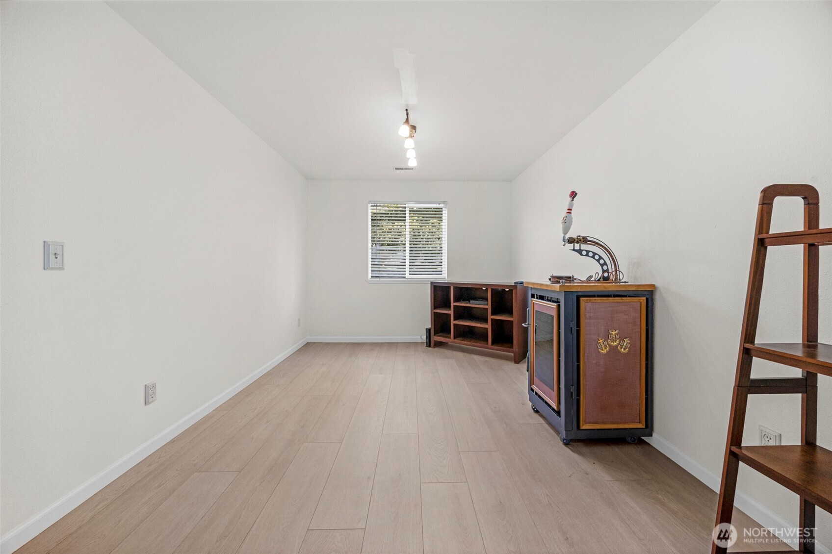 18411 Ballantrae Drive Property Photo 11