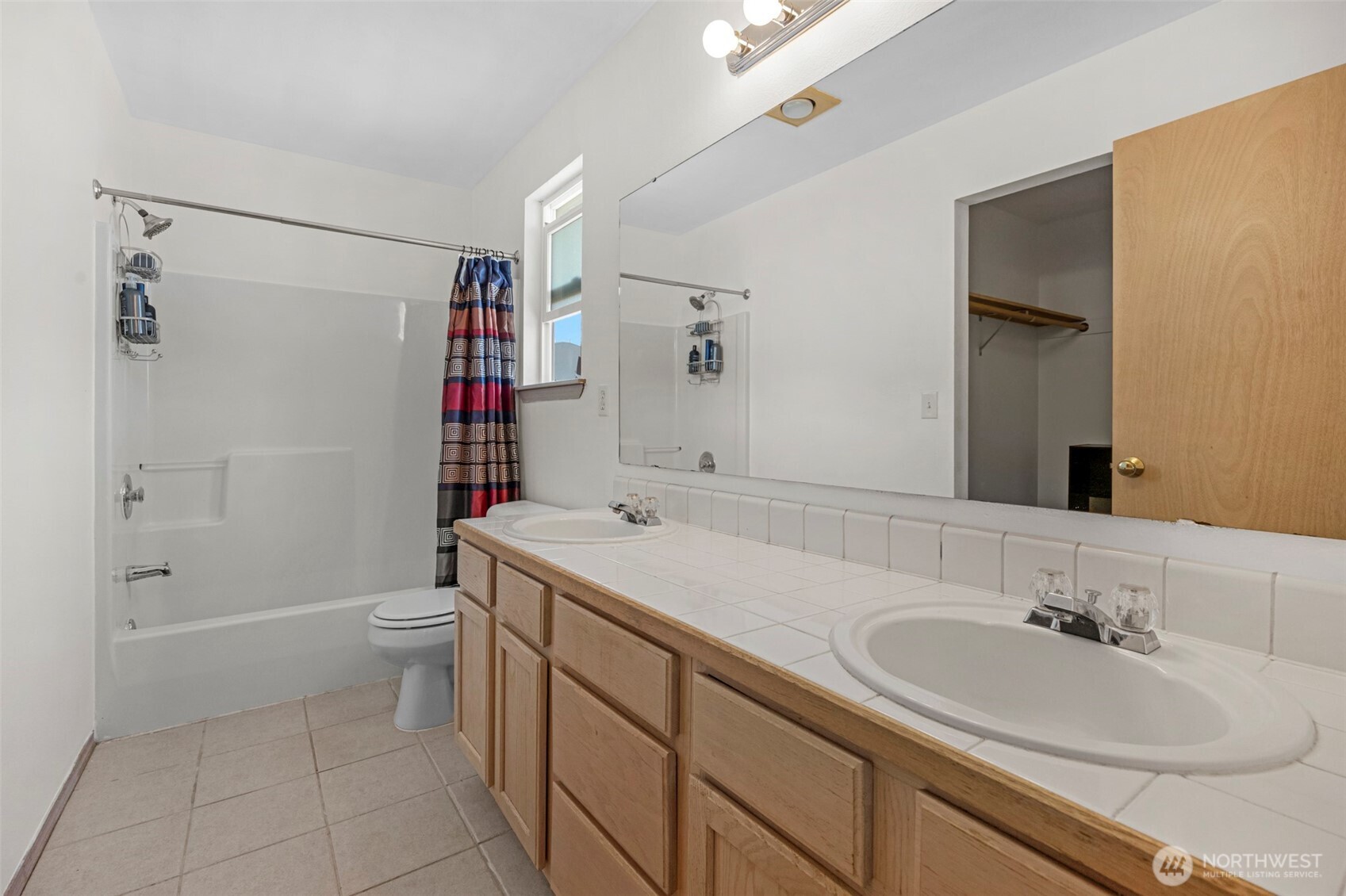 18411 Ballantrae Drive Property Photo 26
