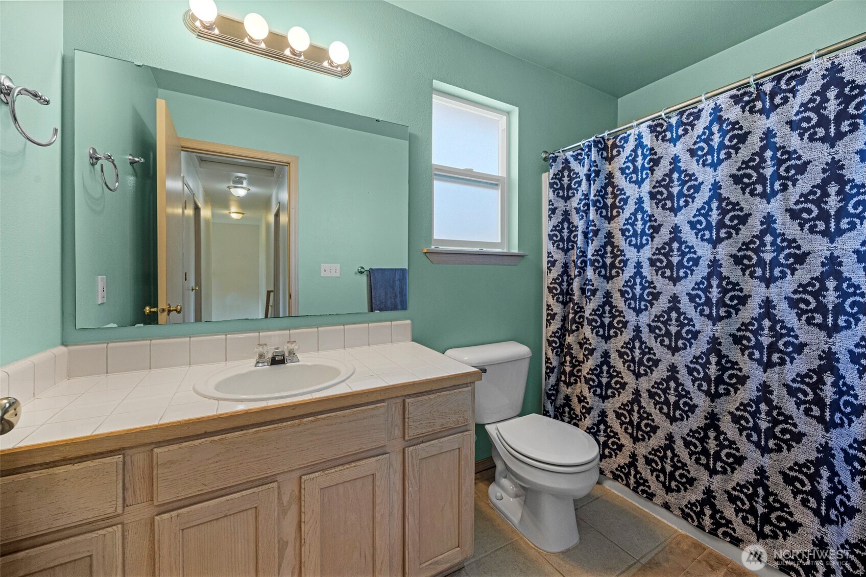 18411 Ballantrae Drive Property Photo 28