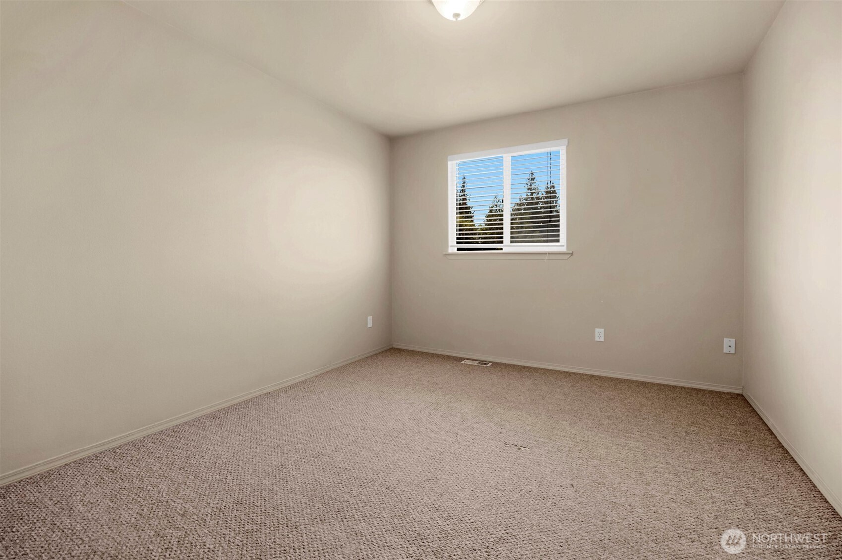 18411 Ballantrae Drive Property Photo 30