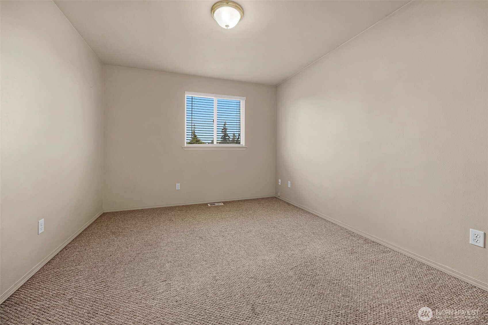 18411 Ballantrae Drive Property Photo 32