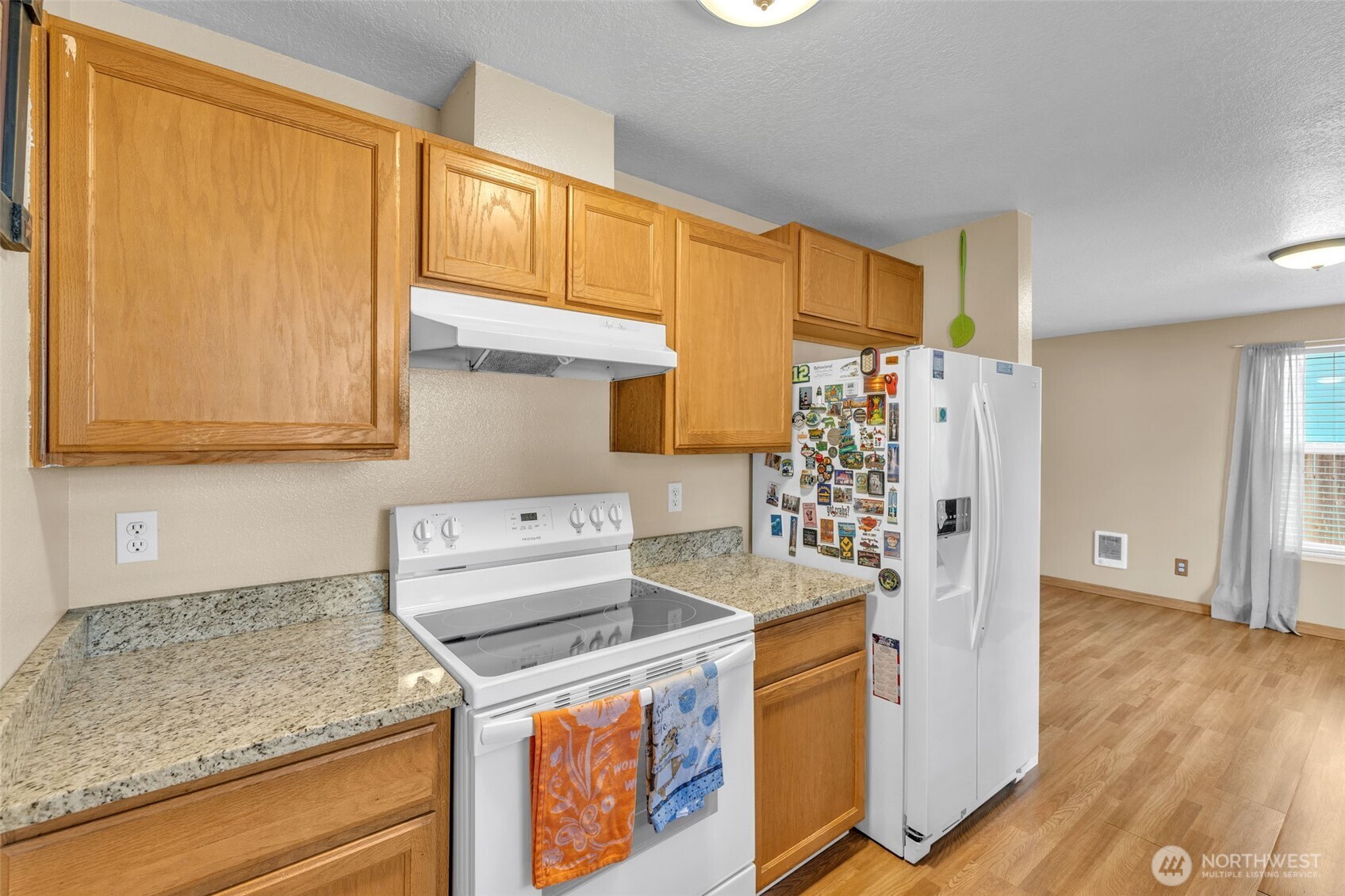 460 Meadow Lane Property Photo 8