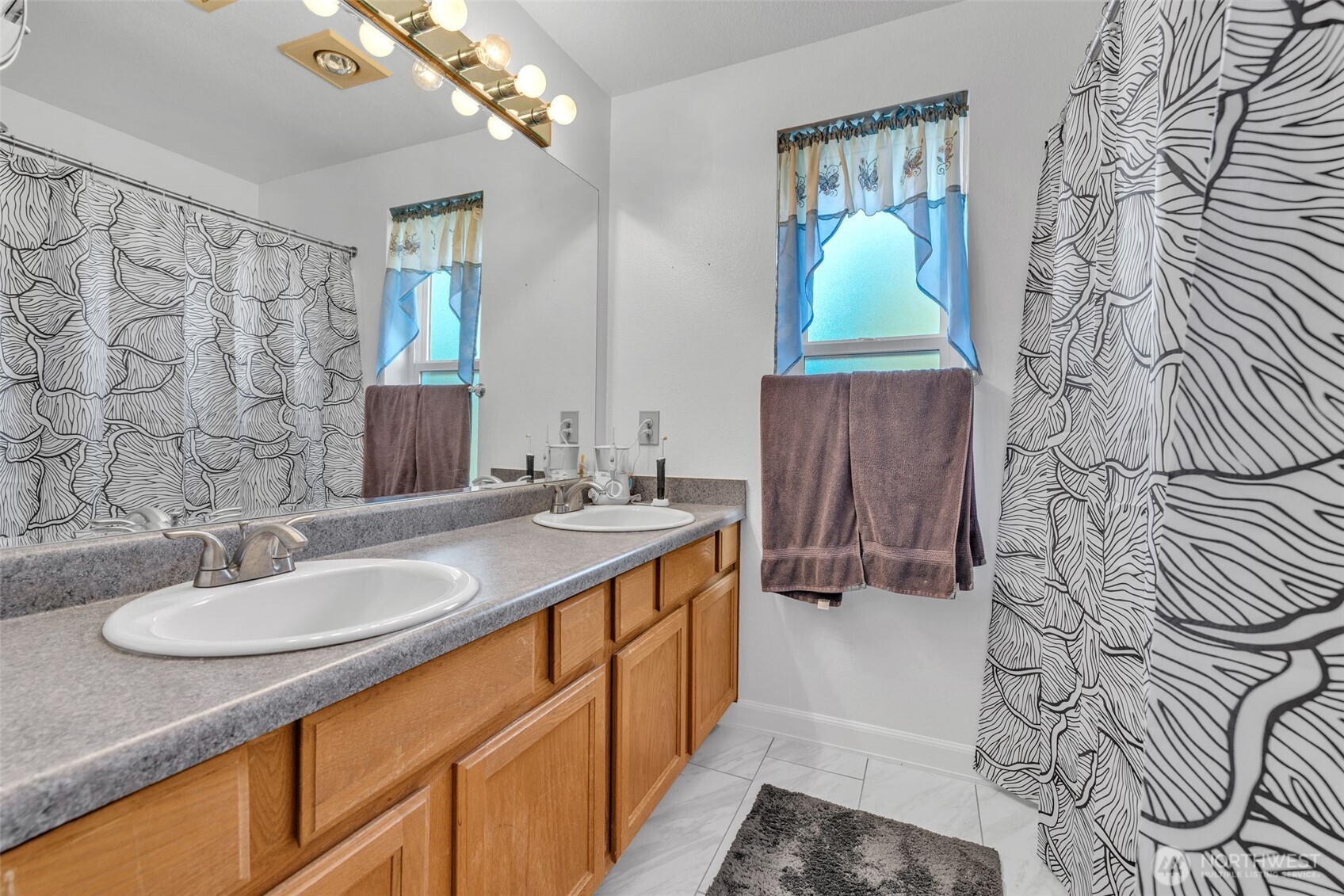 460 Meadow Lane Property Photo 15