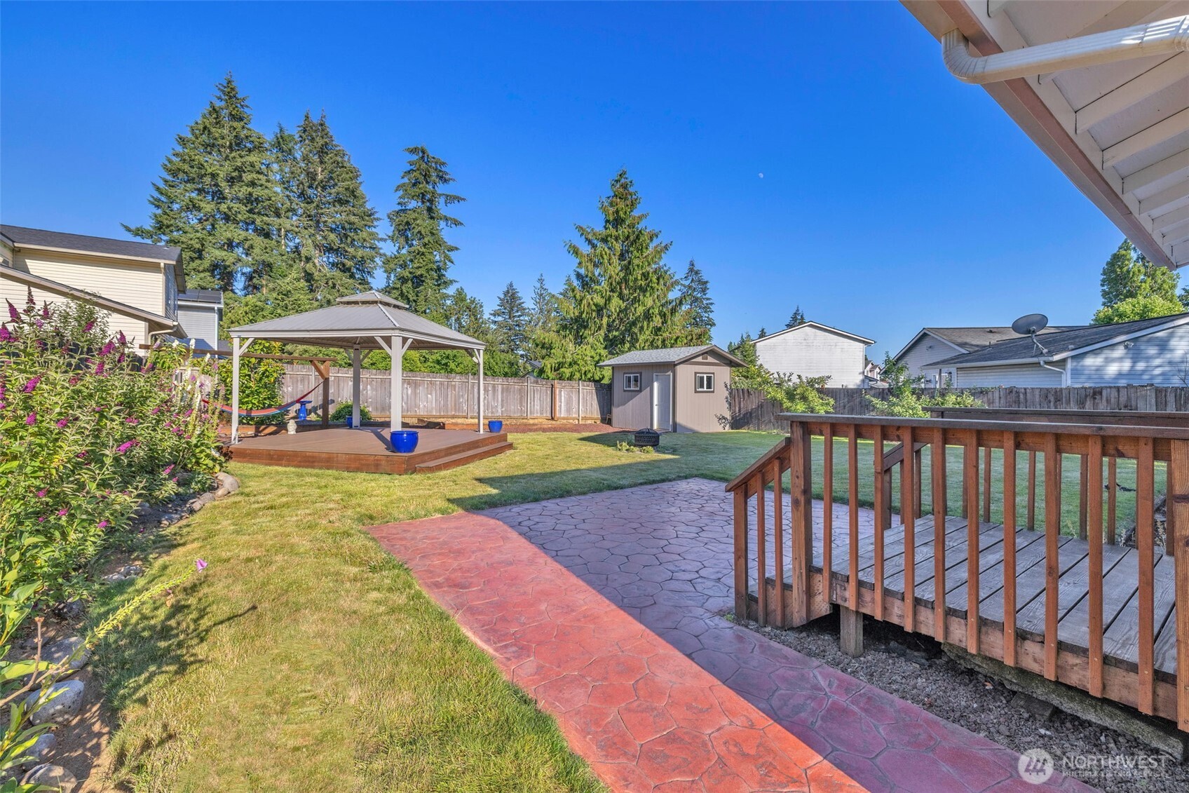460 Meadow Lane Property Photo 24
