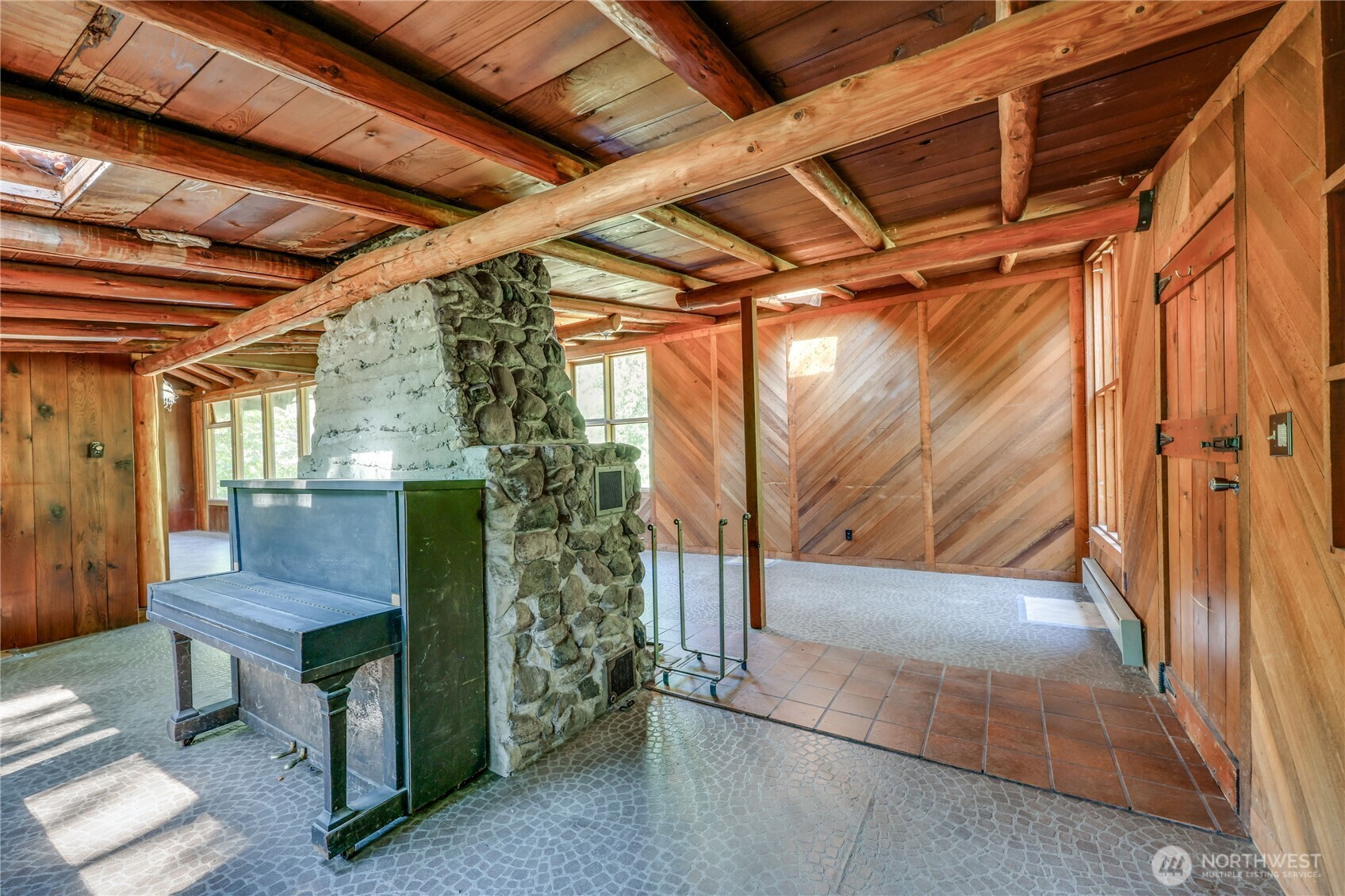 1790 W Valley Road Property Photo 12