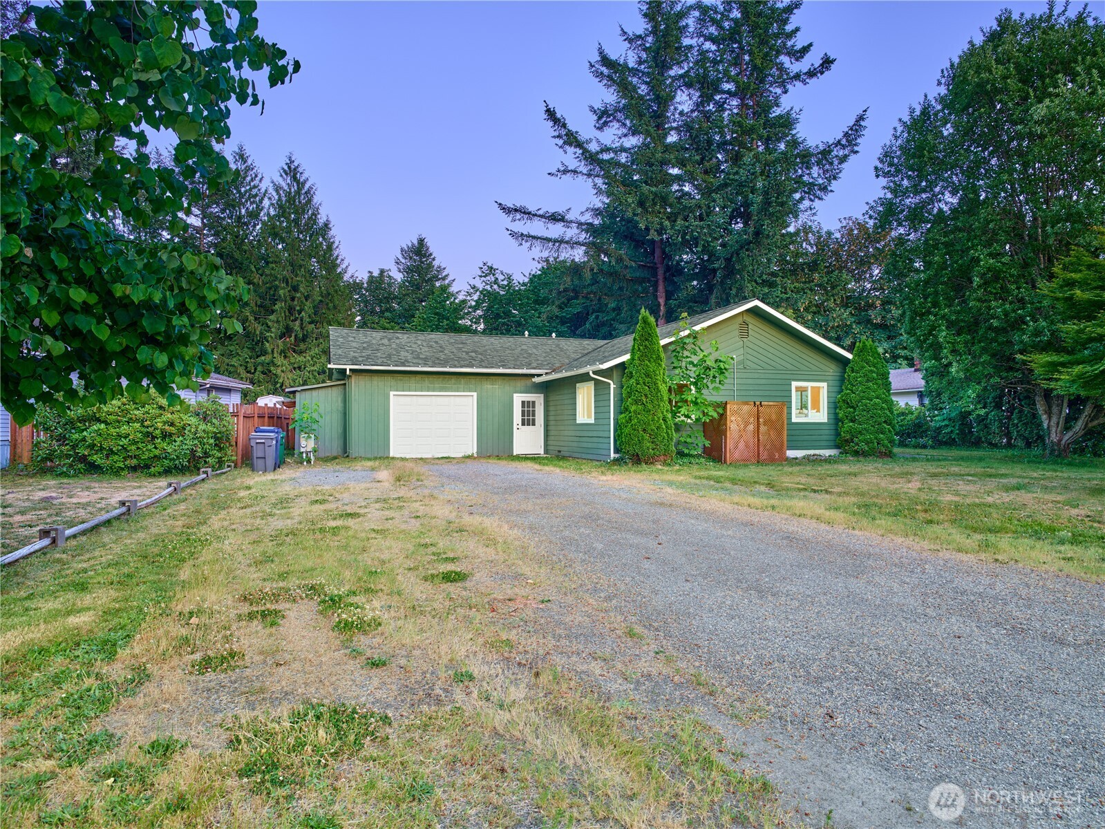 112 Powell Lane Property Photo 1
