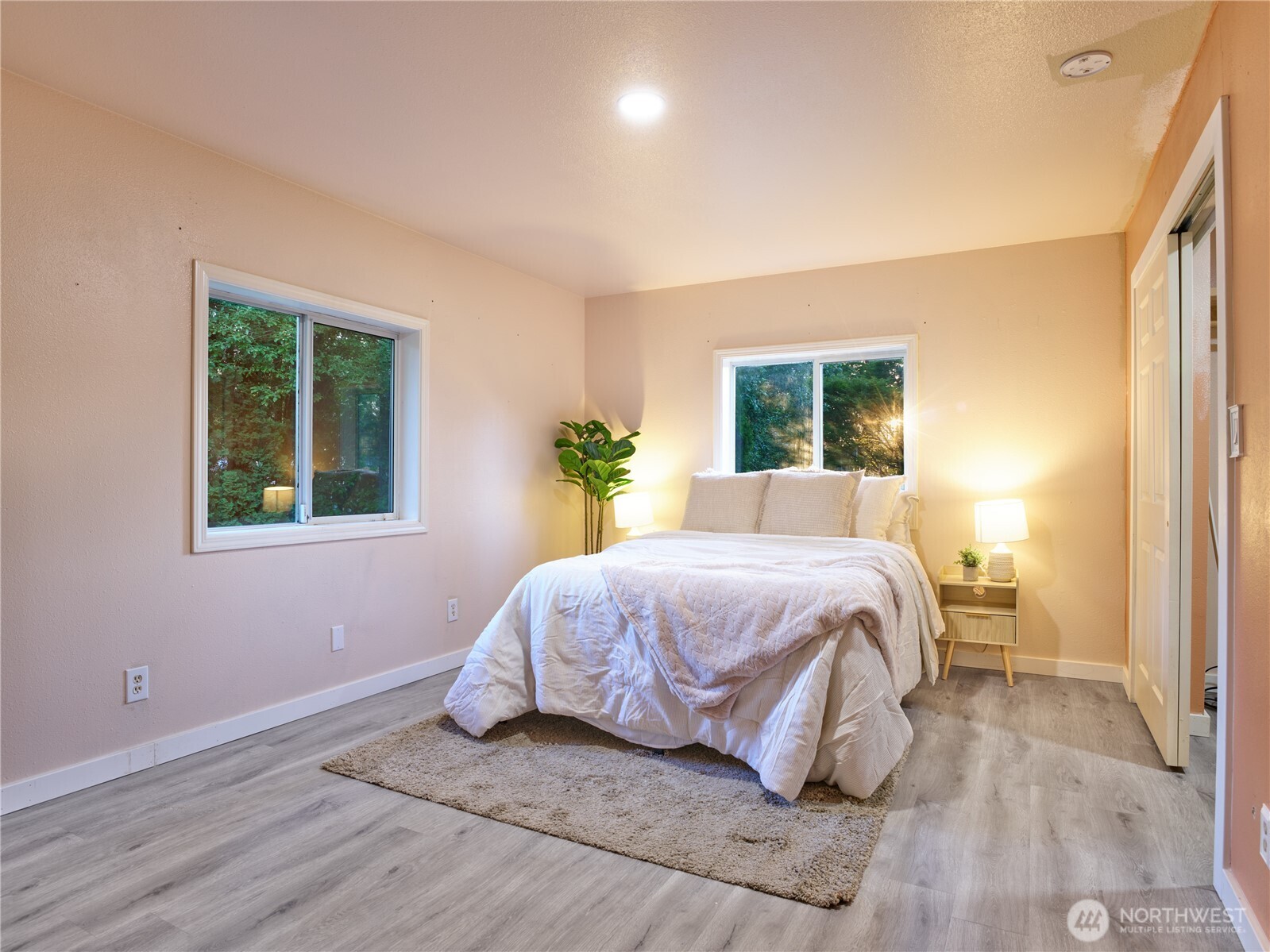 112 Powell Lane Property Photo 14