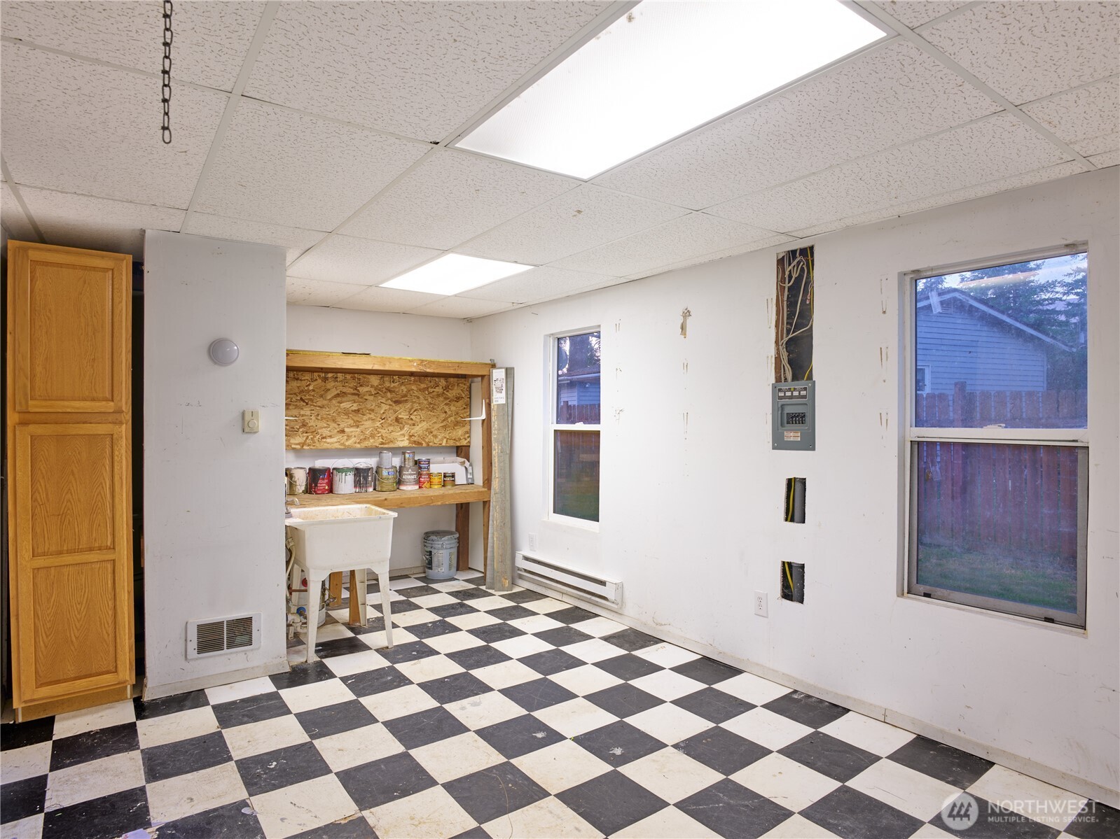 112 Powell Lane Property Photo 30