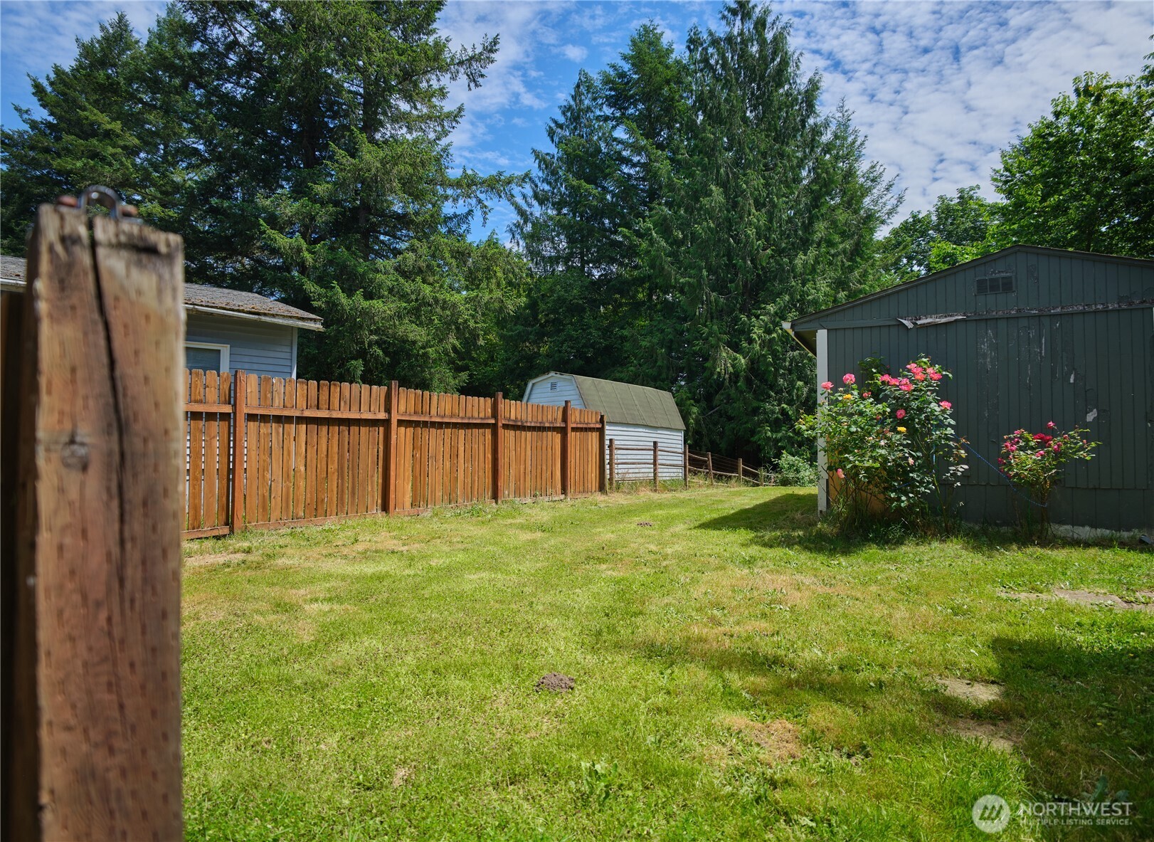 112 Powell Lane Property Photo 32