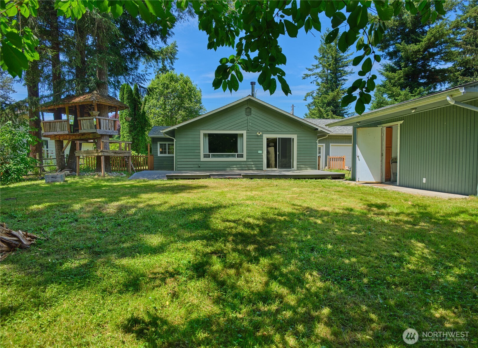 112 Powell Lane Property Photo 34