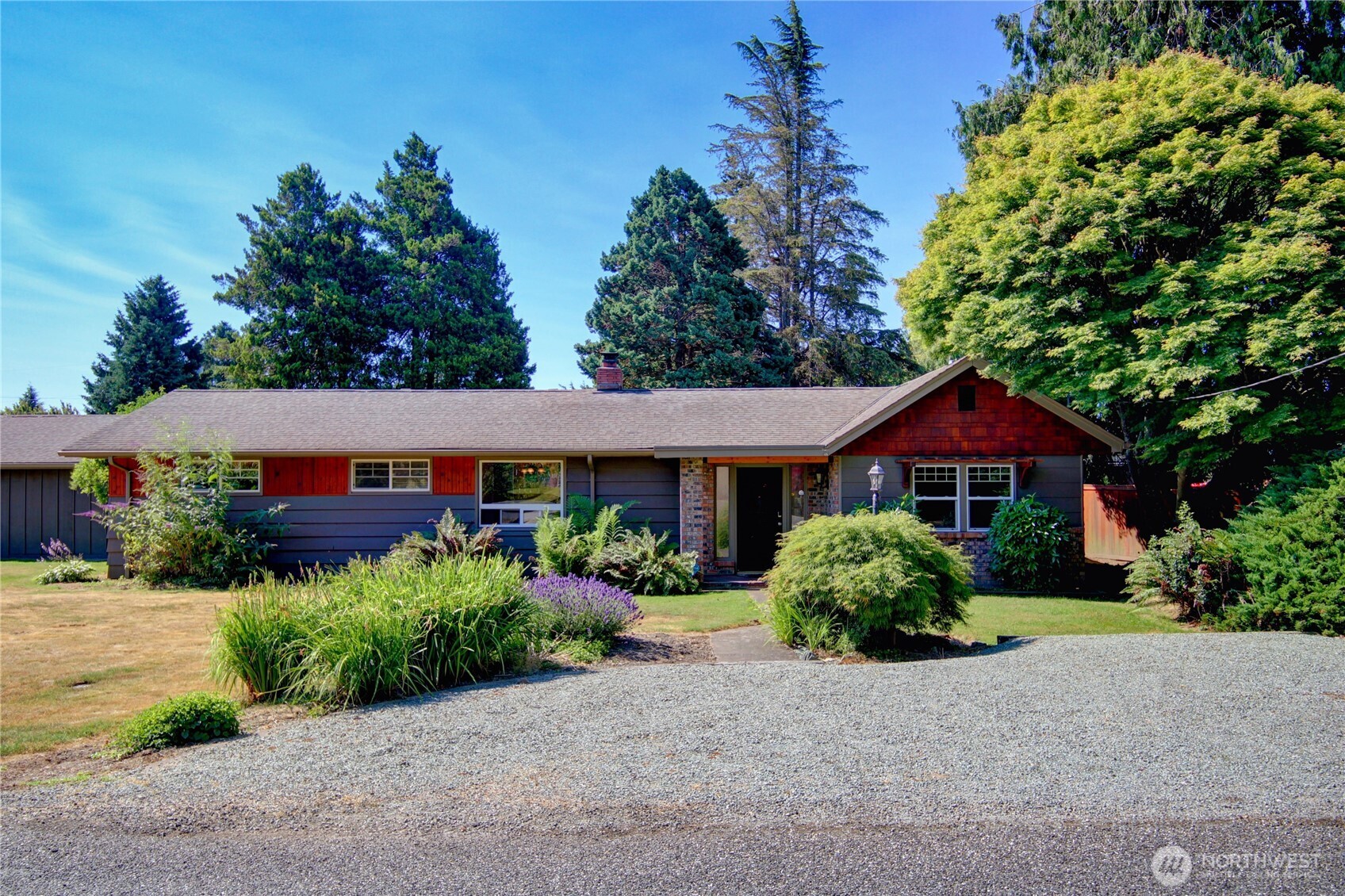 21264 Plaza Drive Property Photo 1