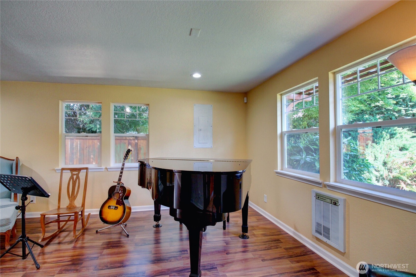 21264 Plaza Drive Property Photo 21