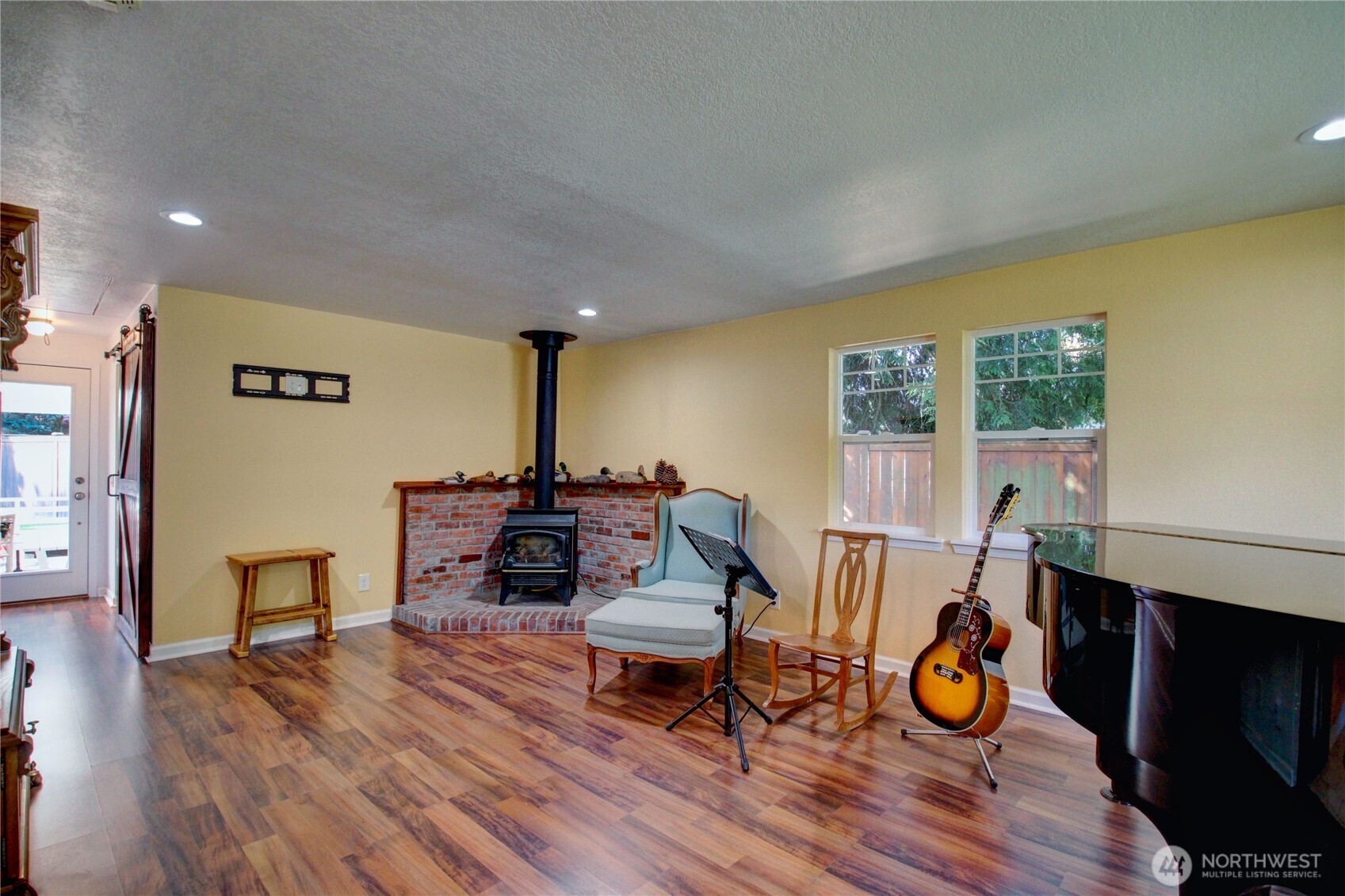 21264 Plaza Drive Property Photo 22