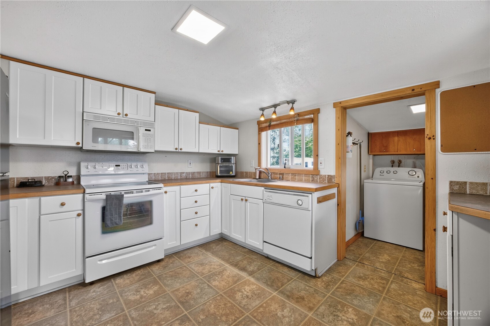 23617 Orting Kapowsin Highway Property Photo 14