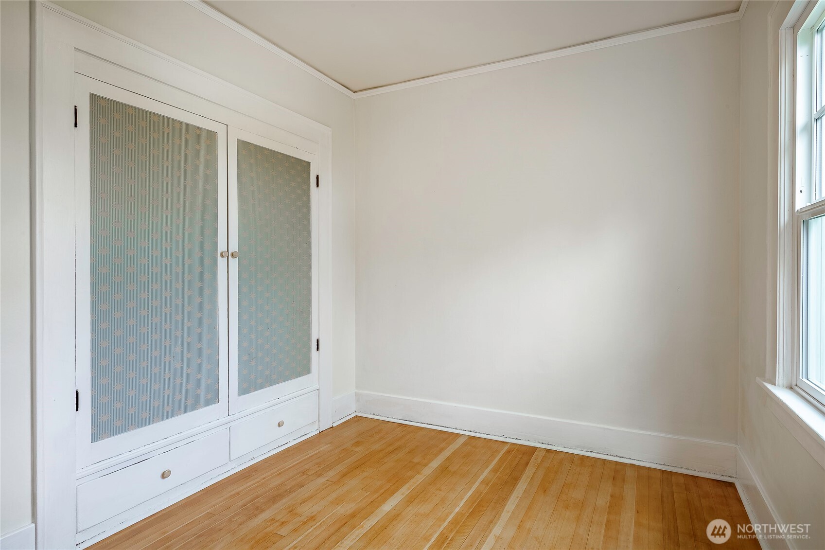 2817 Broadway Property Photo 17