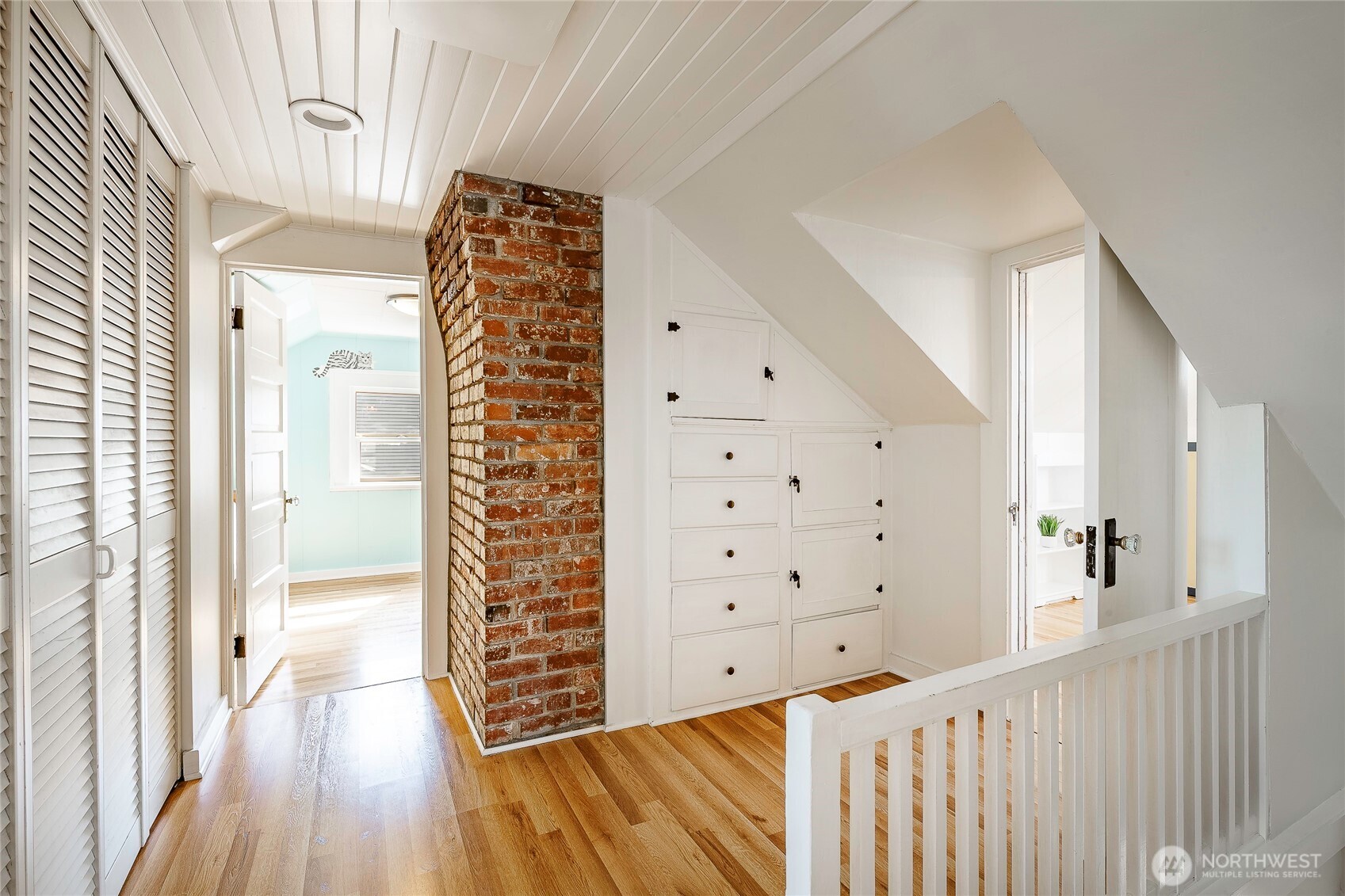 2817 Broadway Property Photo 18