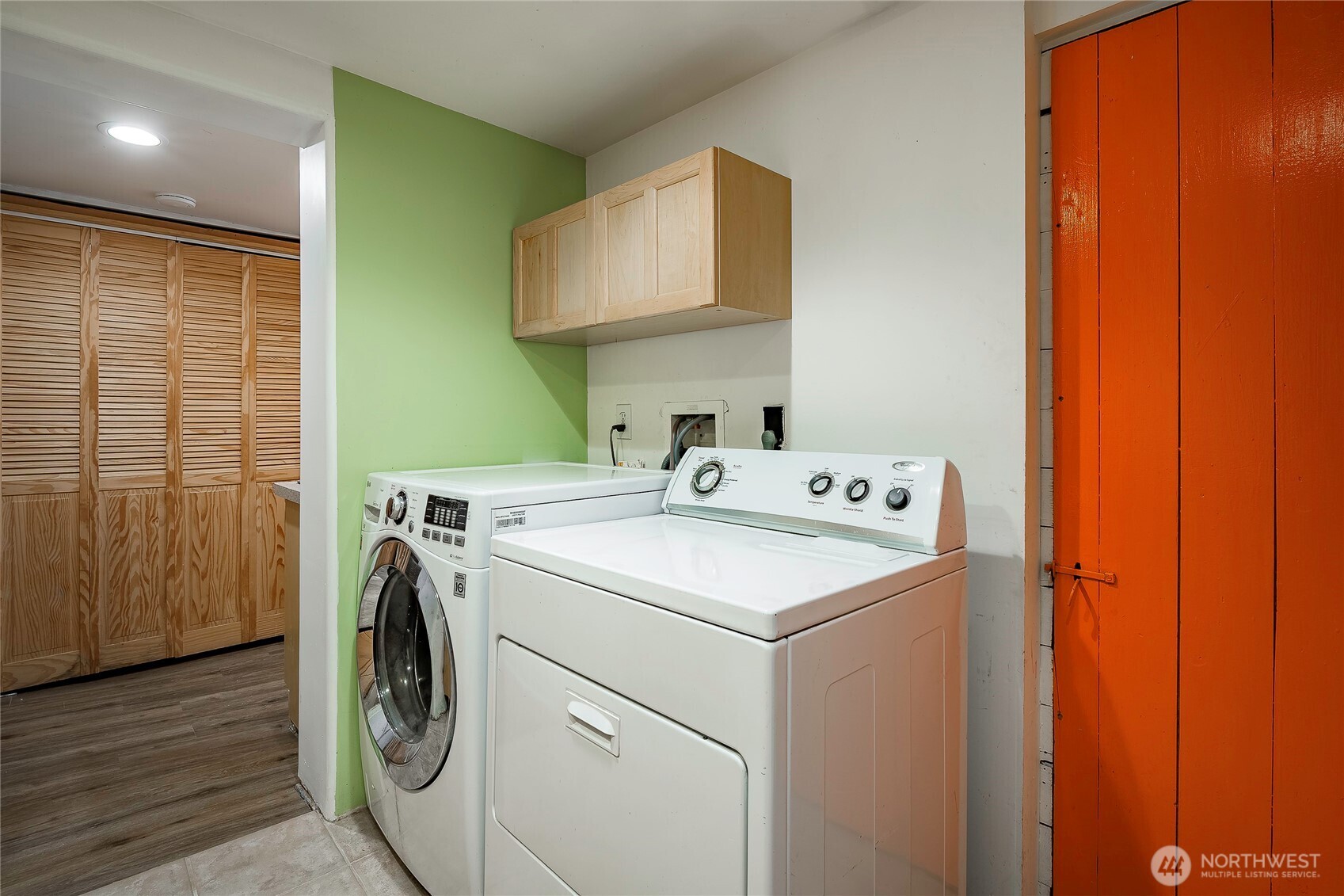 2817 Broadway Property Photo 33