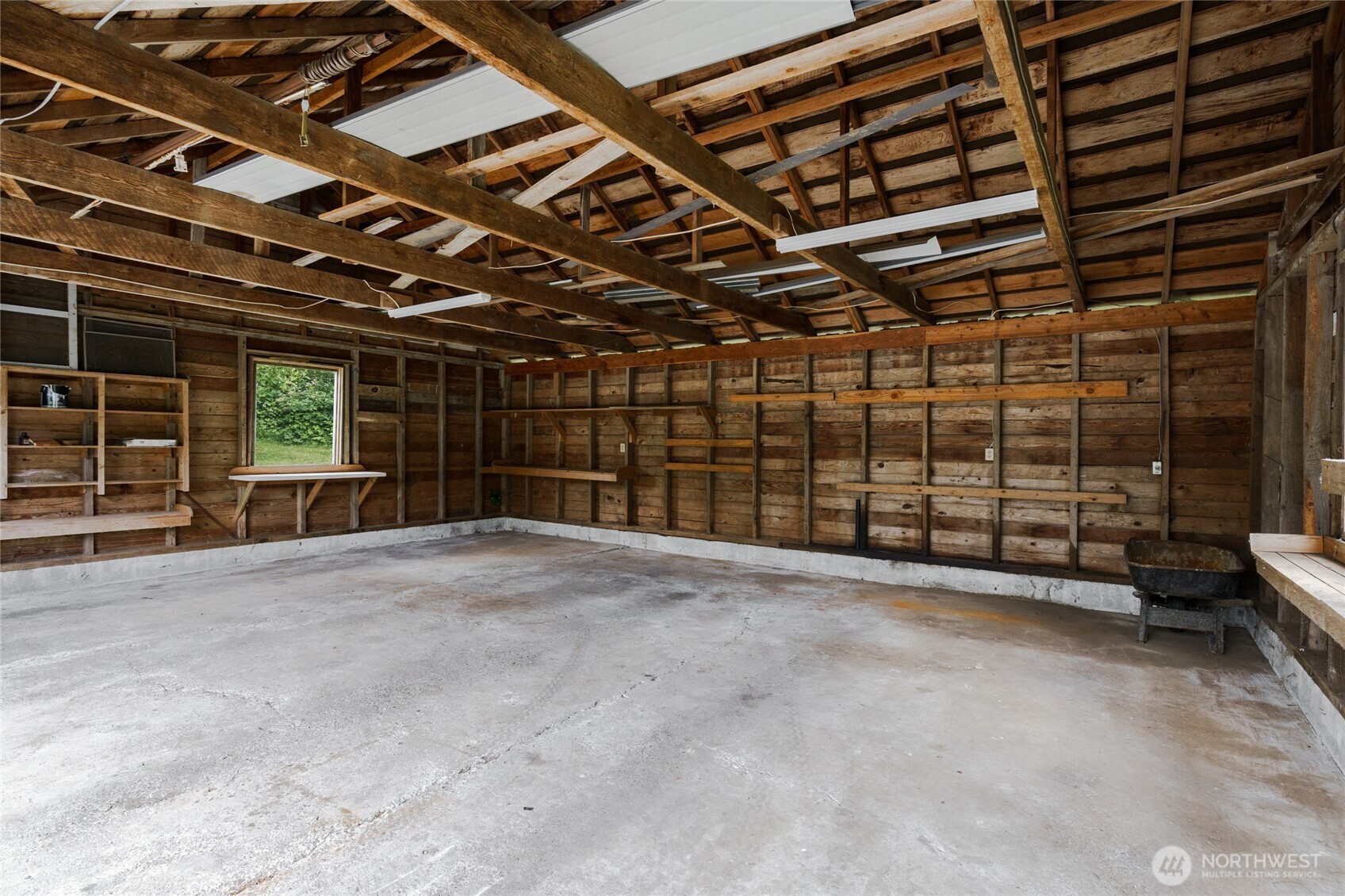 48242 Moen Road Property Photo 6