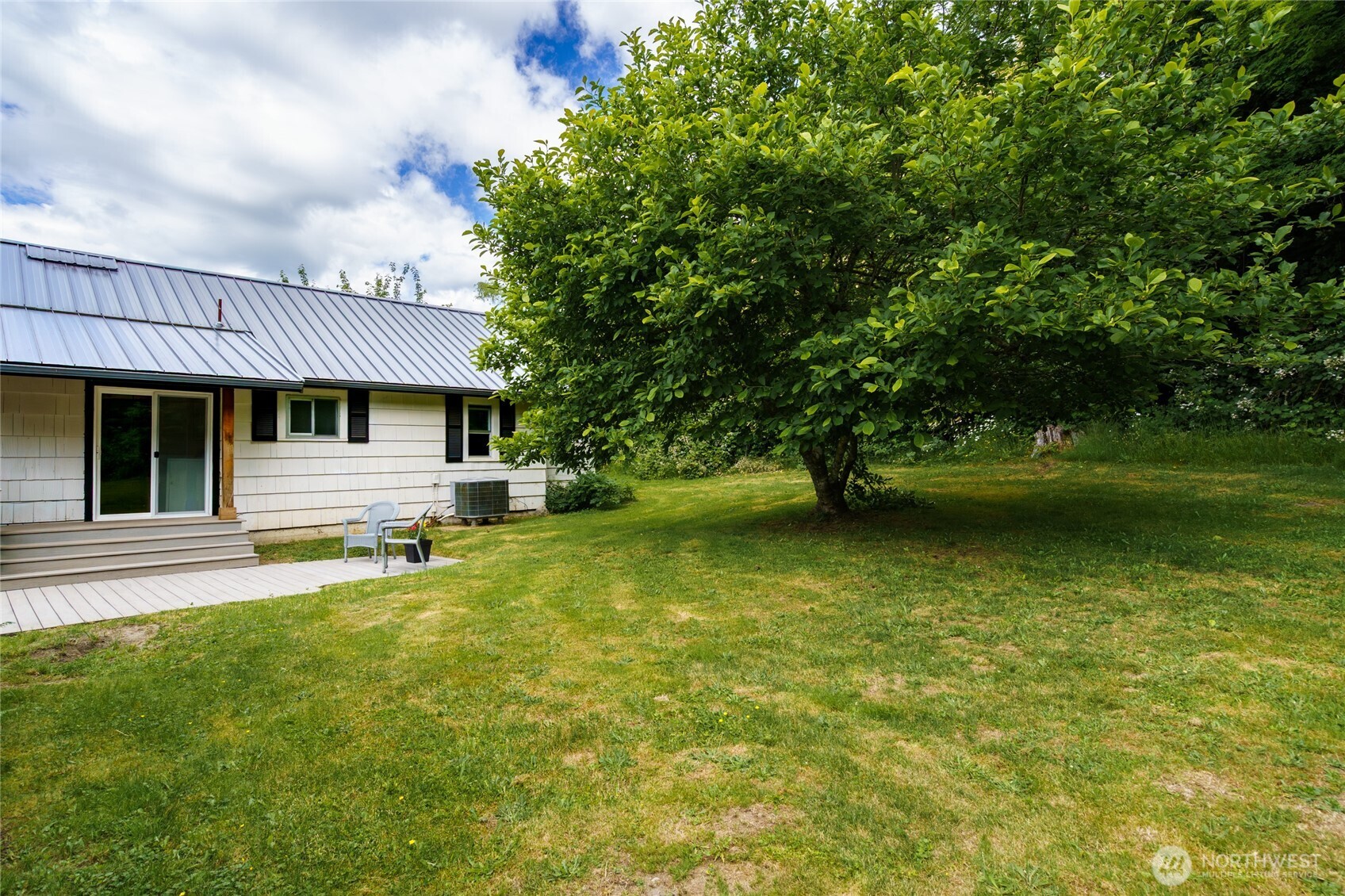 48242 Moen Road Property Photo 23