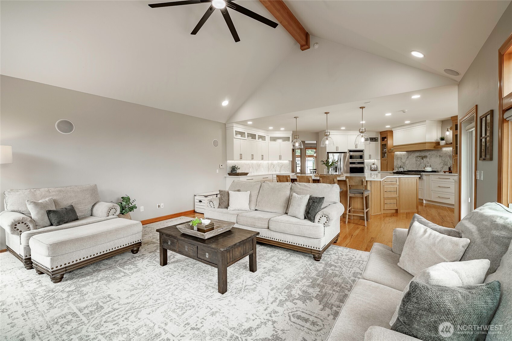 7969 Rodeo Drive Property Photo 14
