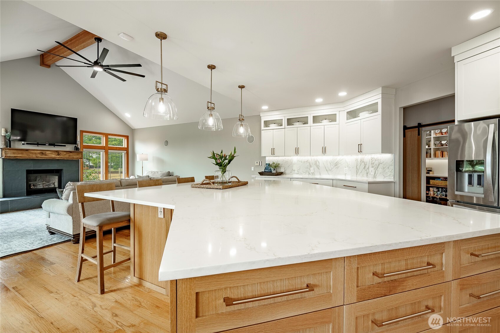 7969 Rodeo Drive Property Photo 16