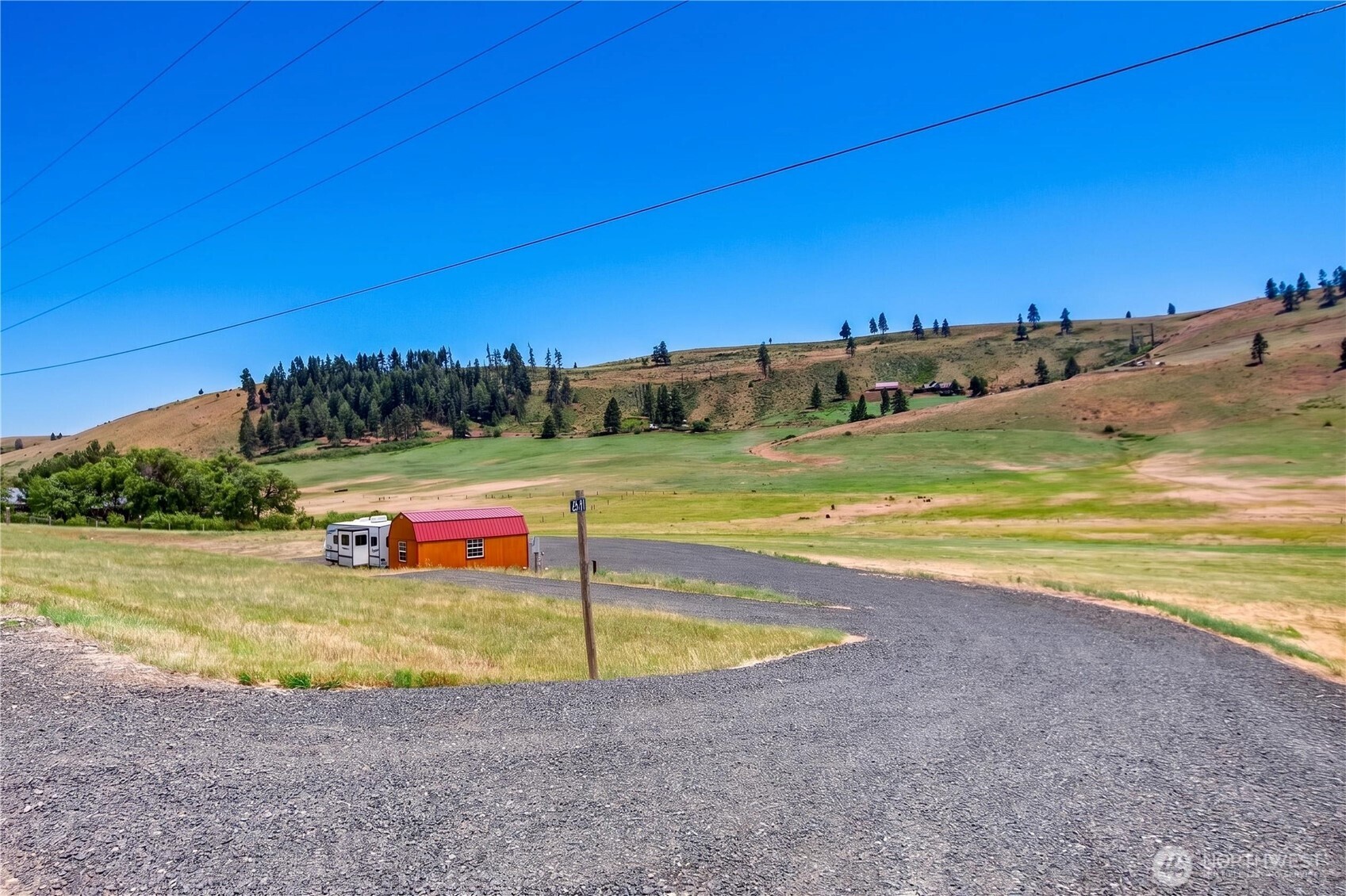 1541 Bettas Road Property Photo 2