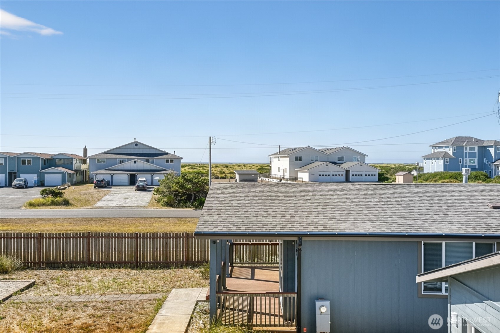 1054 Cedar Crest Court Property Photo 6