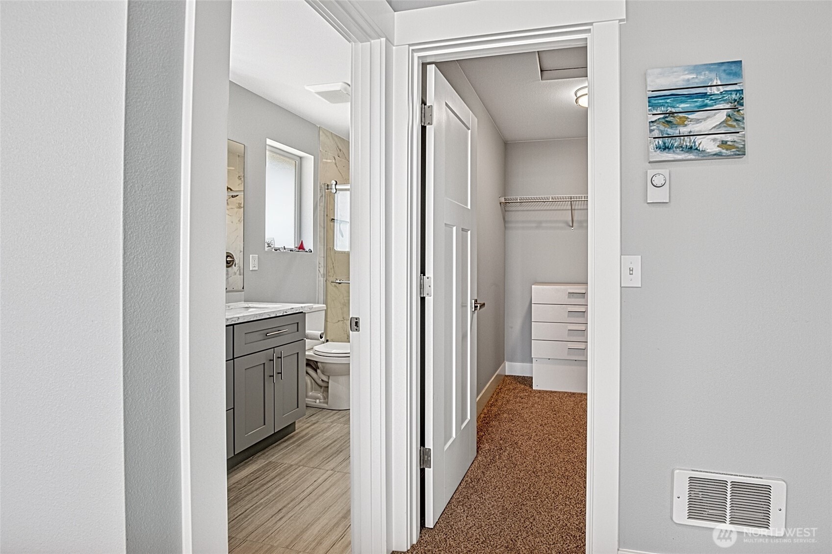 1054 Cedar Crest Court Property Photo 25