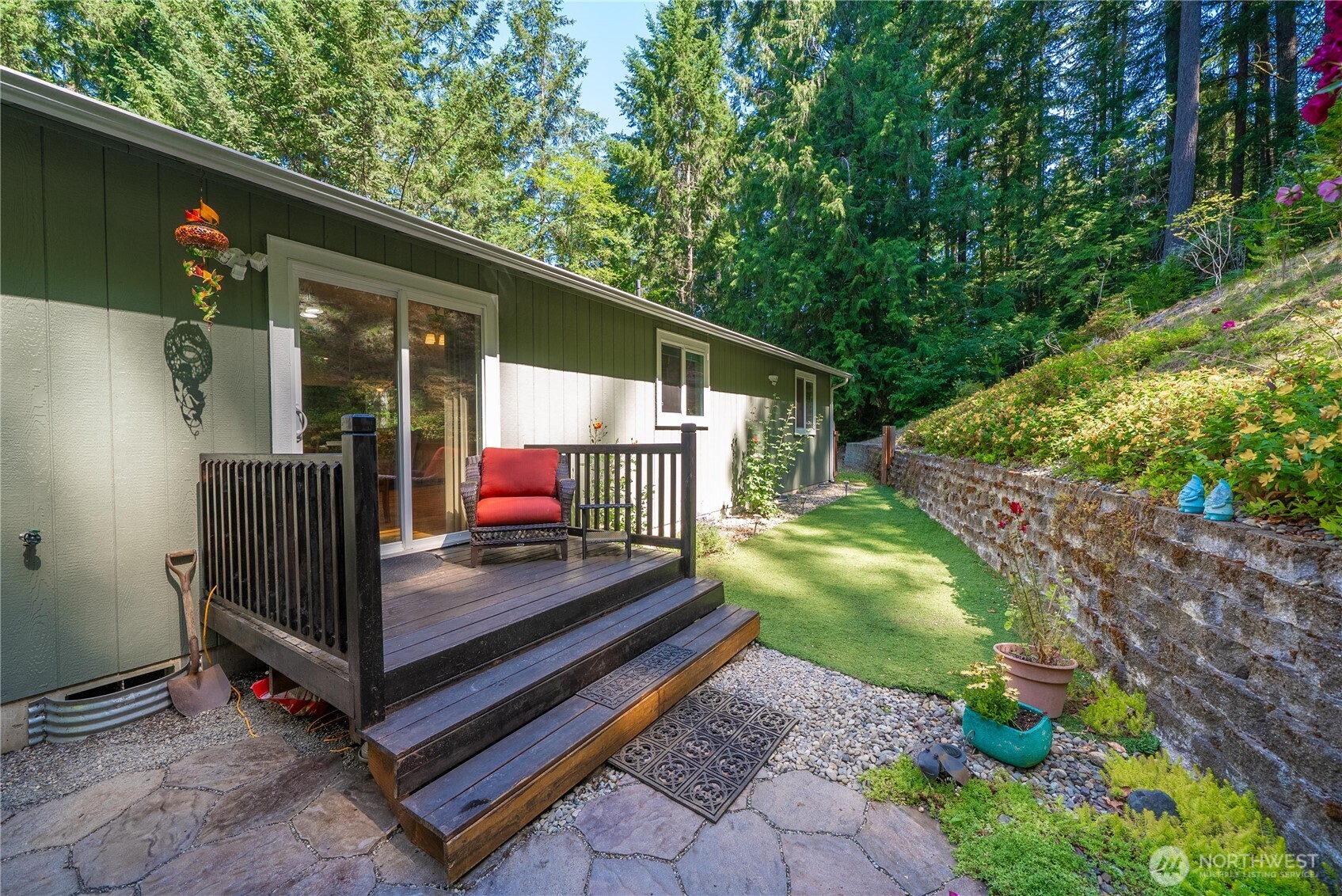 17118 S Vaughn Road Property Photo 8