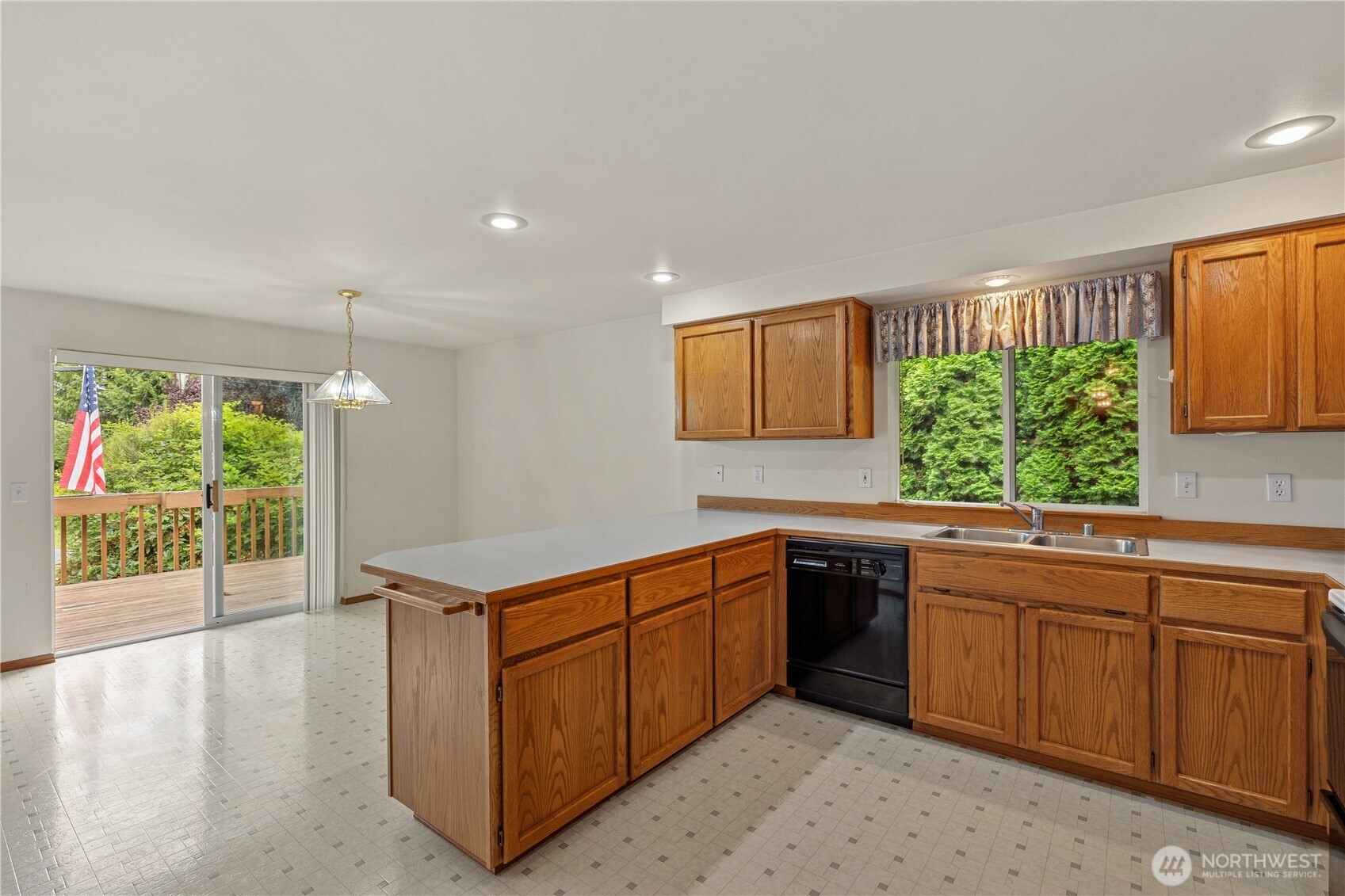 1614 Poplar Lane Property Photo 18