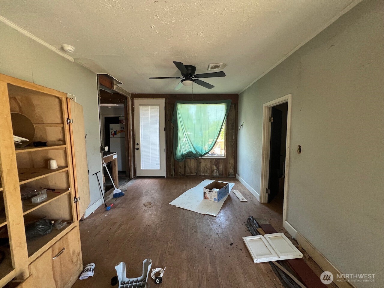 125 S 6th Street Property Photo 2