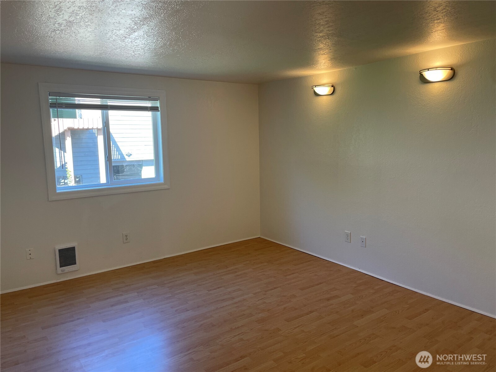 1007 22nd Street Property Photo 12