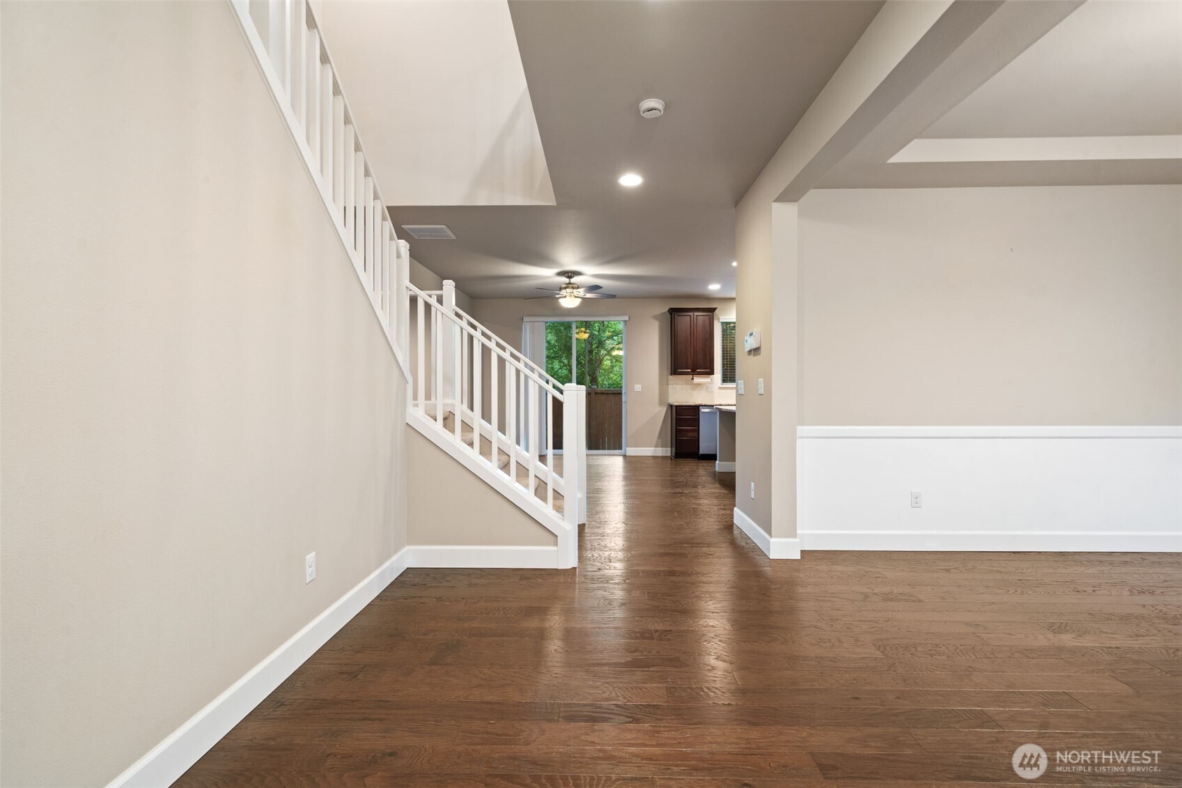 11320 Taylor Place Property Photo 4