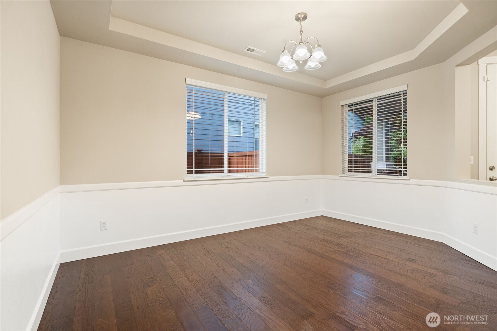 11320 Taylor Place Property Photo 5