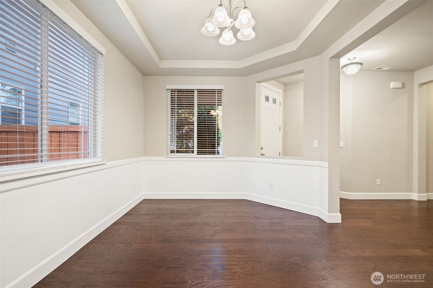 11320 Taylor Place Property Photo 6