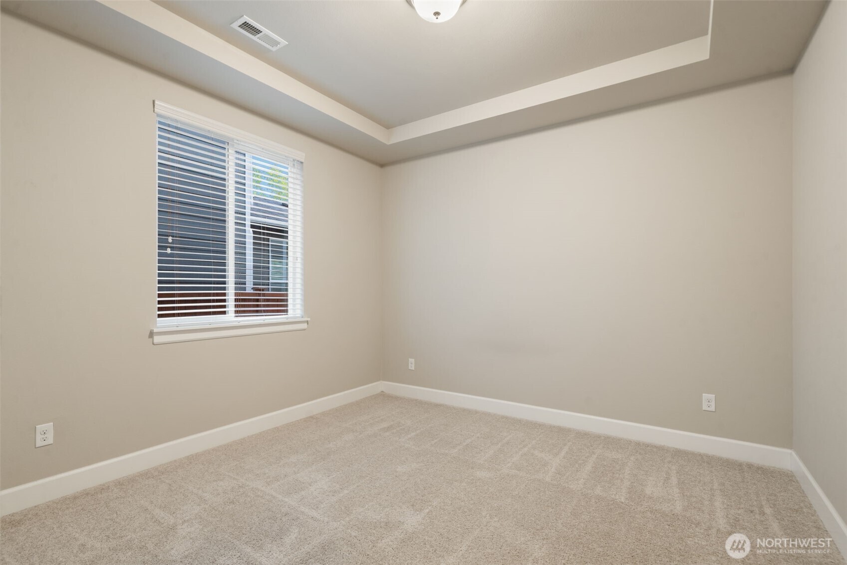 11320 Taylor Place Property Photo 9
