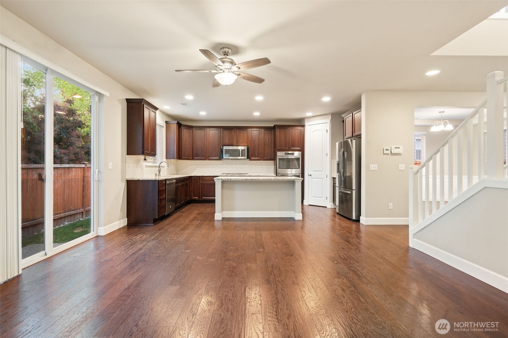 11320 Taylor Place Property Photo 13