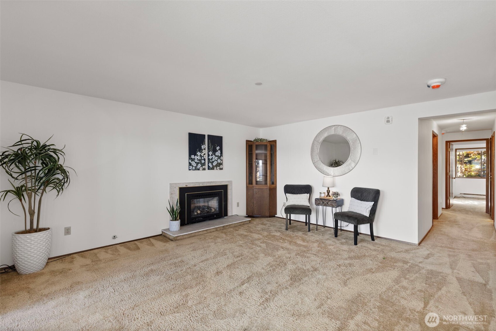 923 Pershing Avenue 205 Property Photo 7