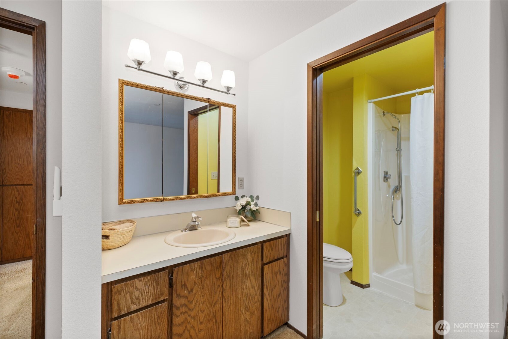 923 Pershing Avenue 205 Property Photo 19