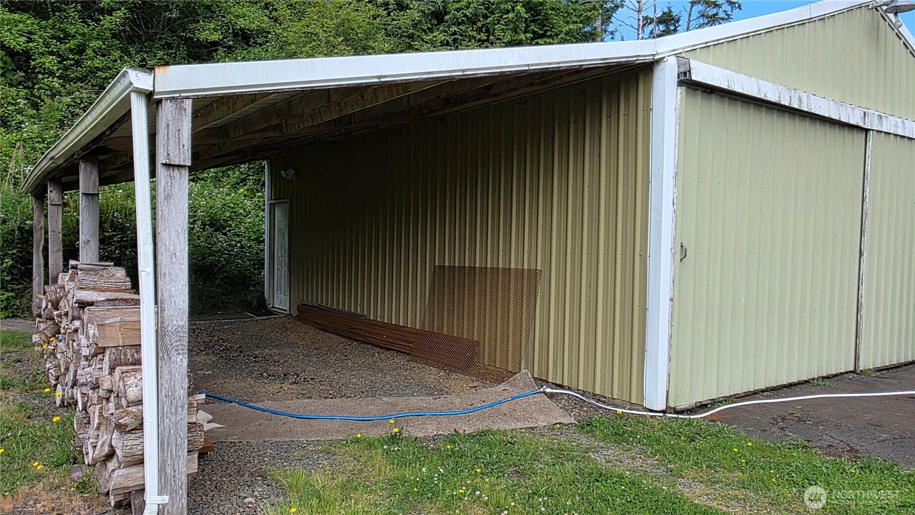 23819 Hope Place Property Photo 8