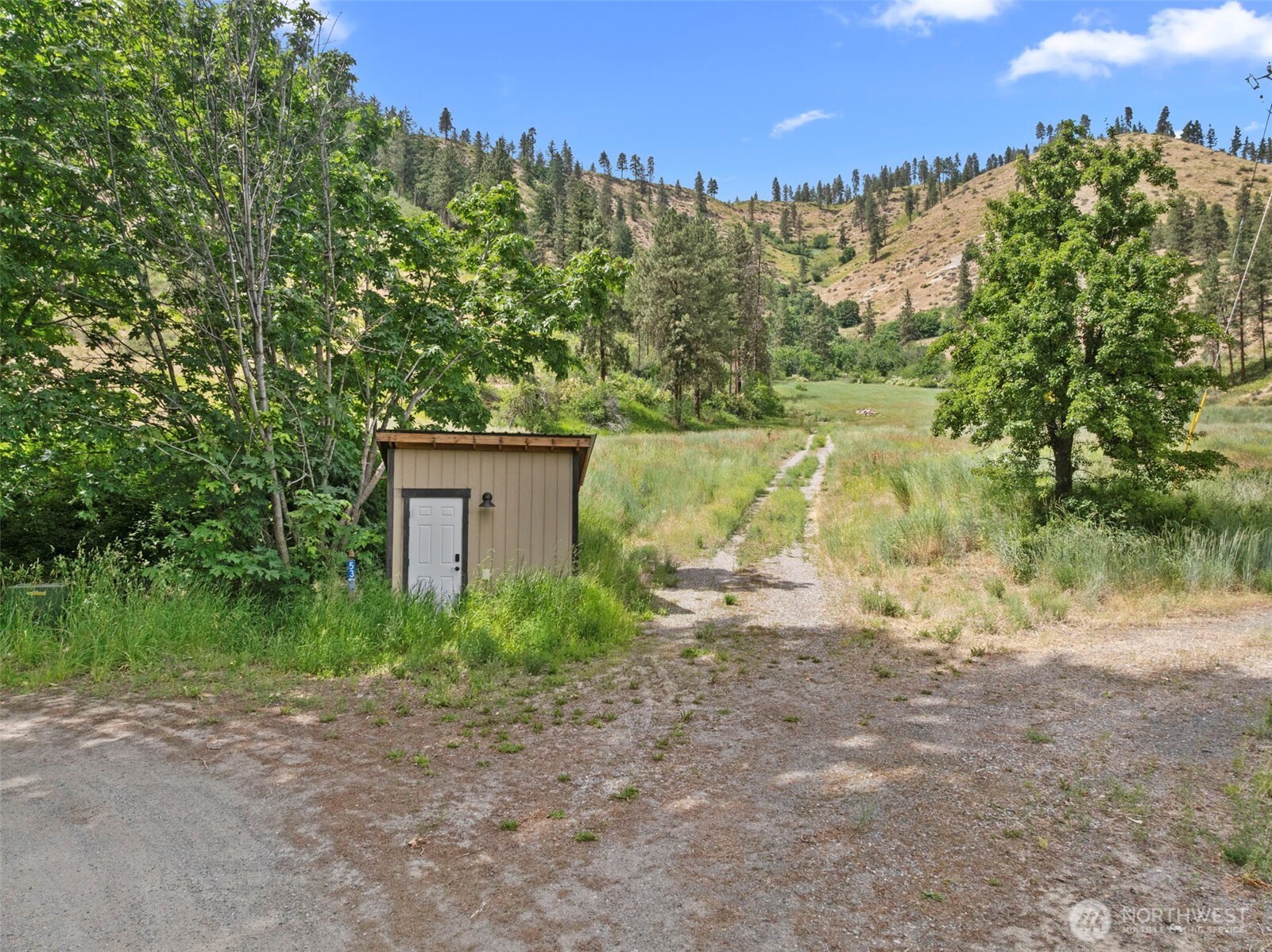 82 67 Karl Downs Lane Property Photo 6