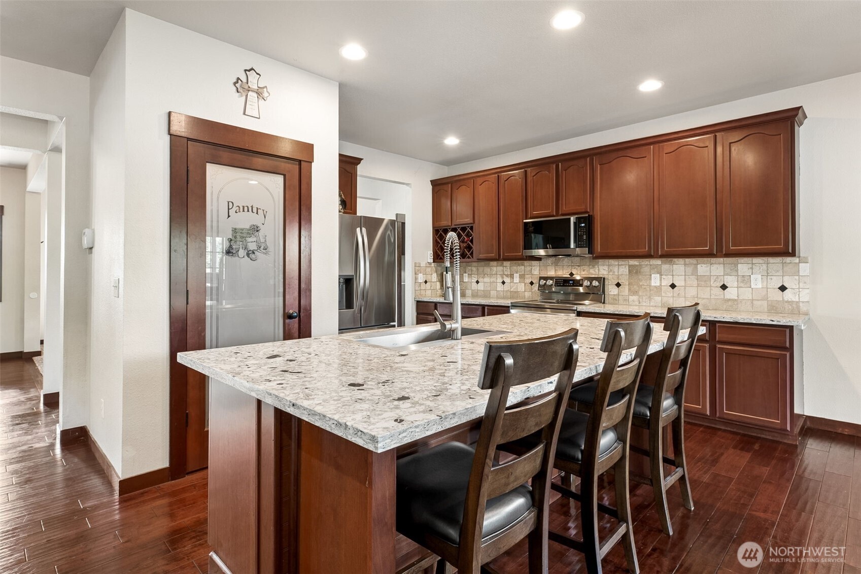 13903 Solberg Road Property Photo 6