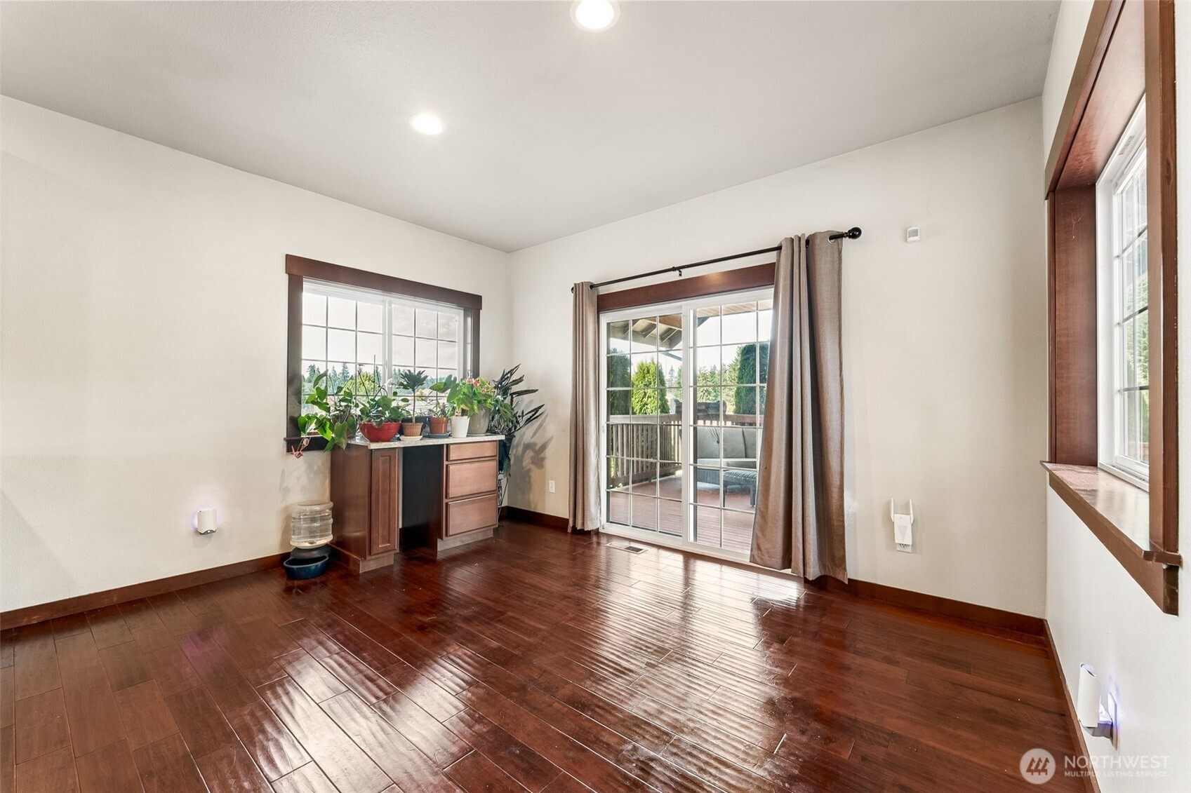 13903 Solberg Road Property Photo 8
