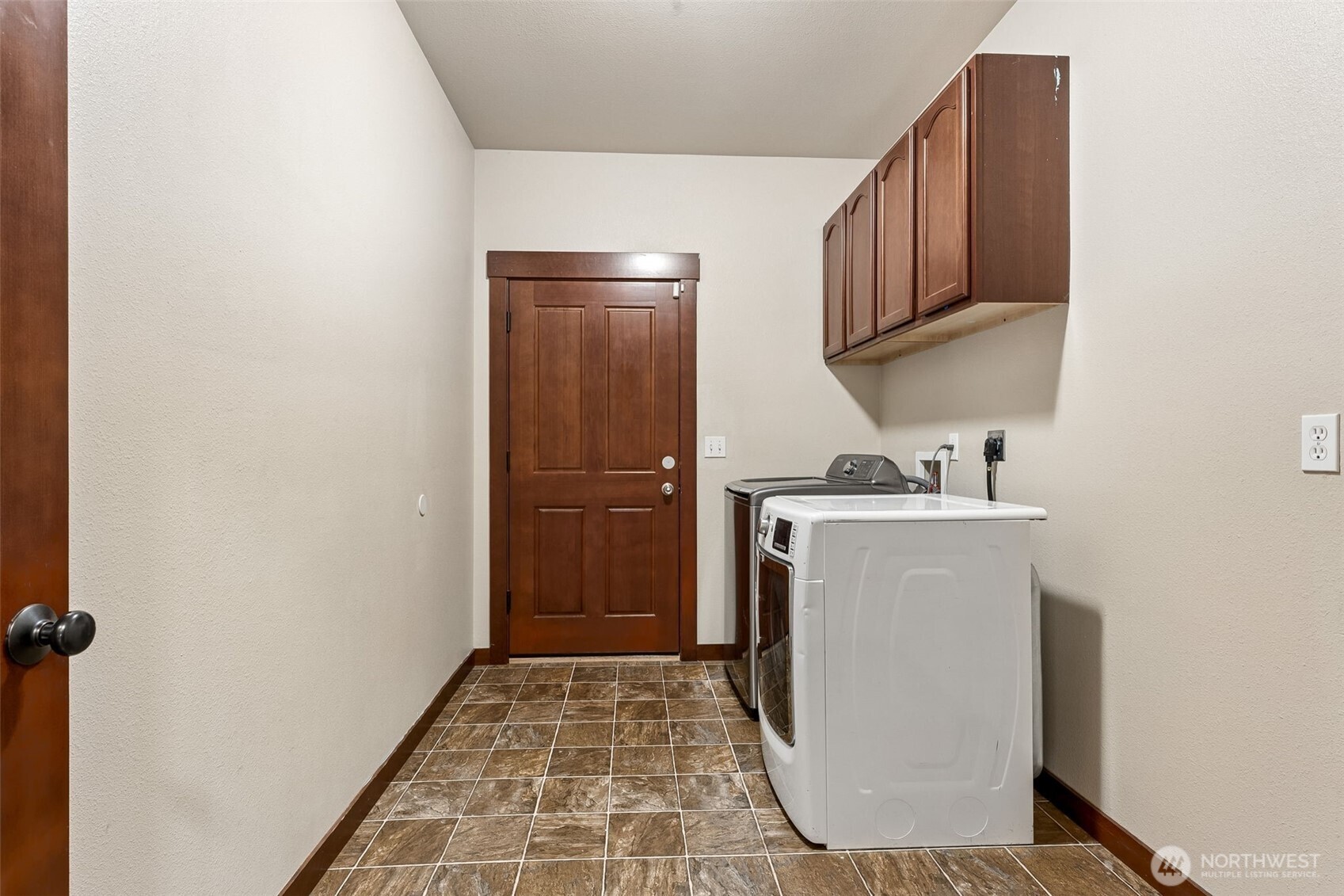 13903 Solberg Road Property Photo 16