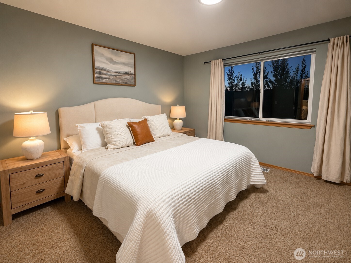 576 Saddle Rock Loop Property Photo 8
