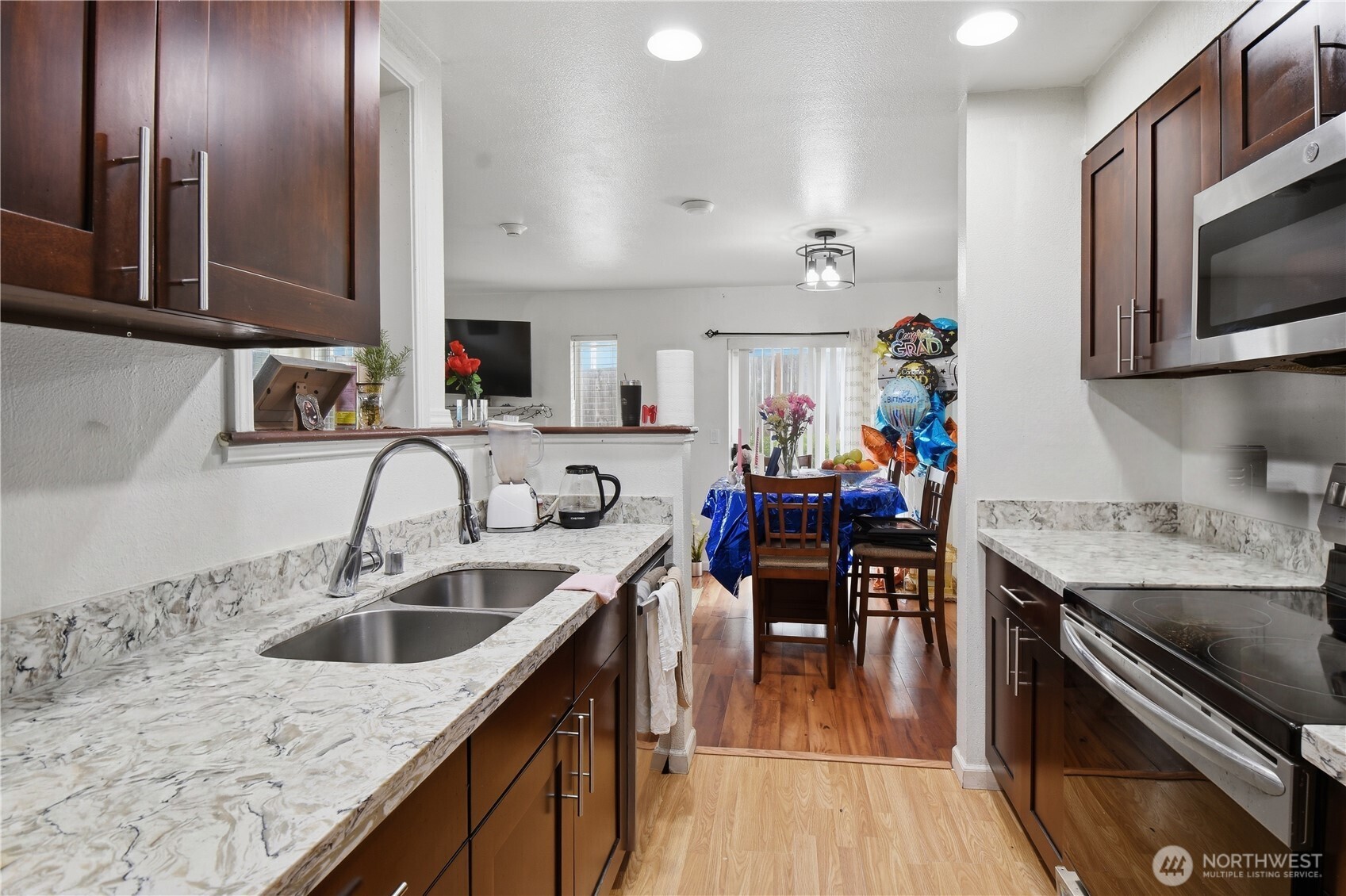 17511 52nd Avenue Property Photo 7