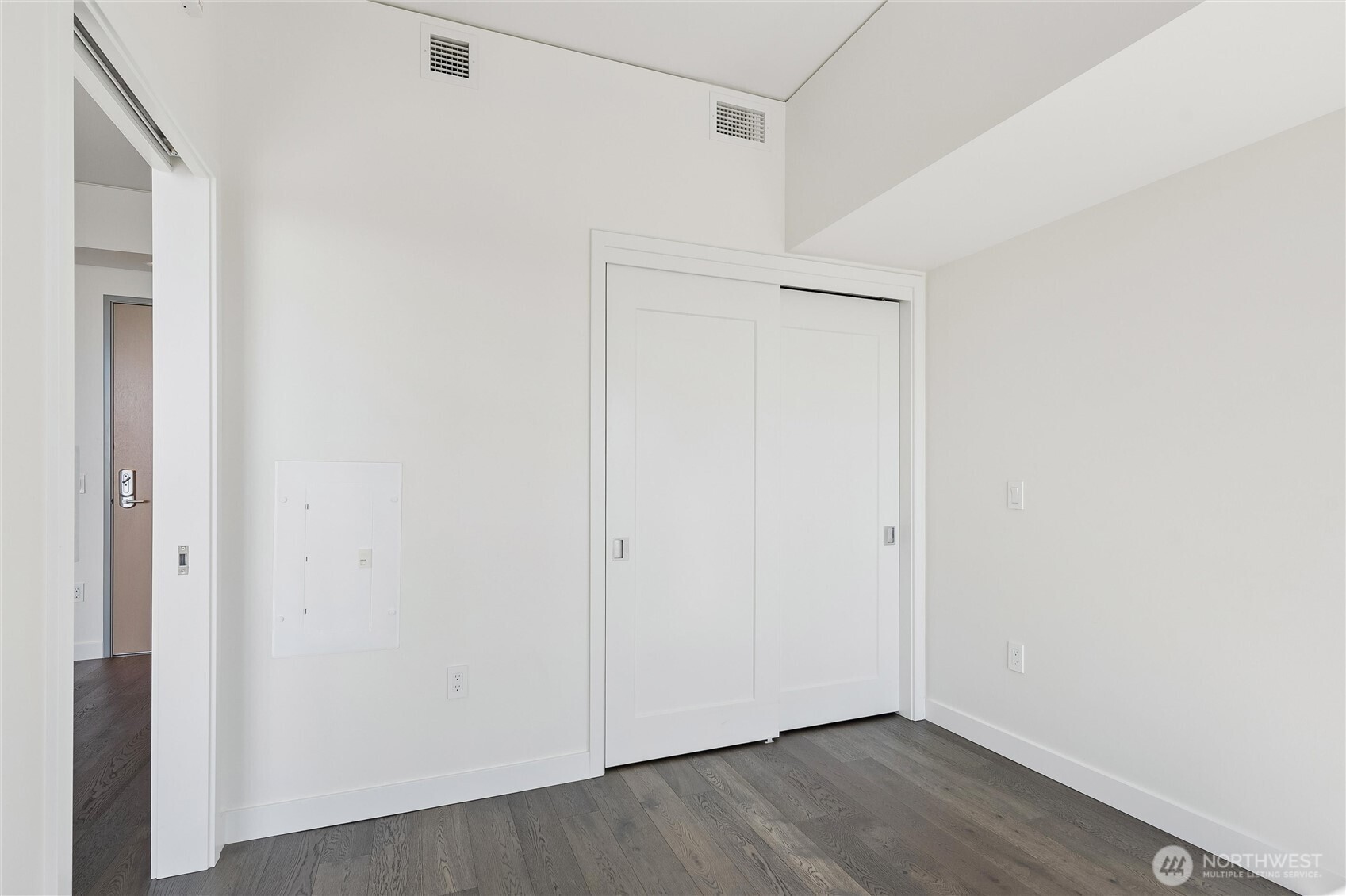 2510 6th Avenue 2905 Property Photo 14